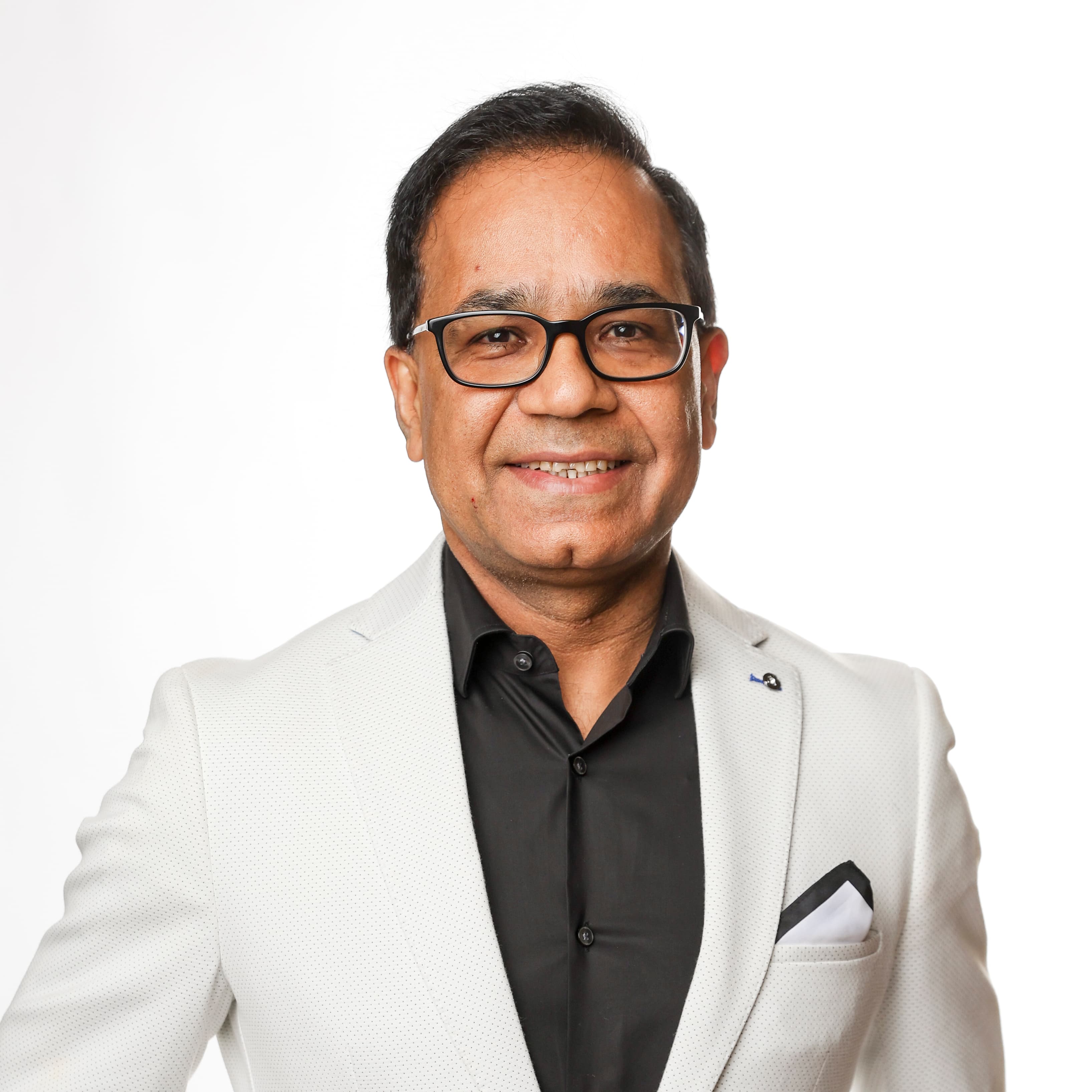 Dr Raj Khillan